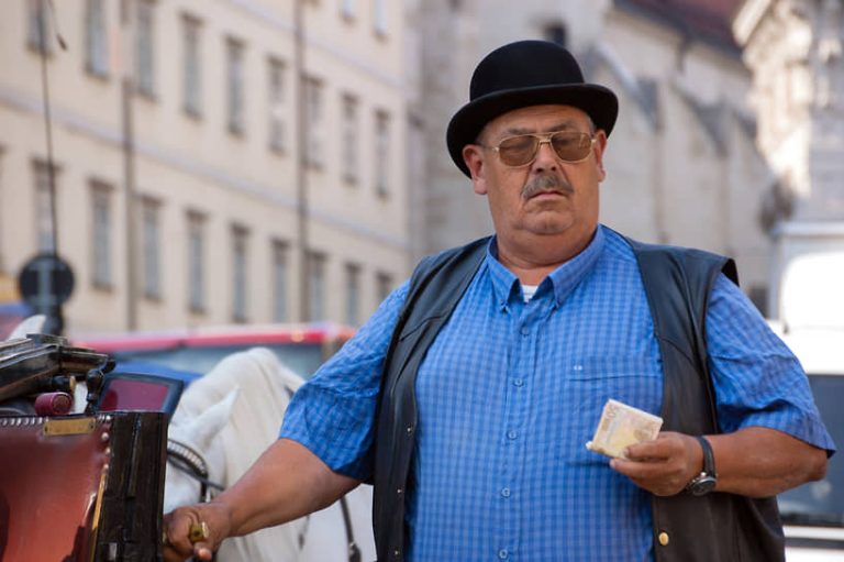 Немцы любят кэш, скандинавы — карты