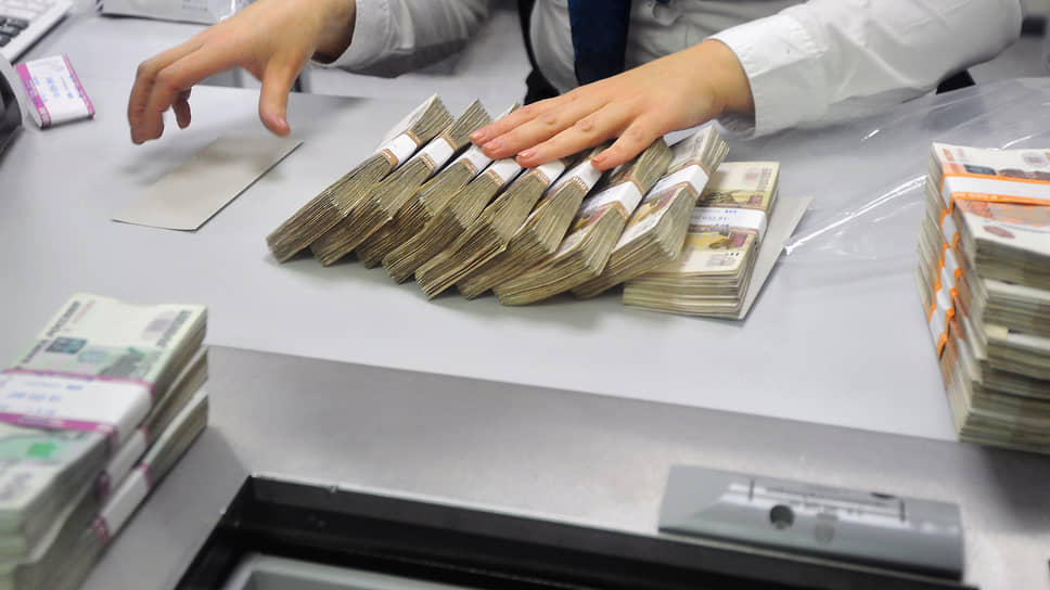 Одолжение дается с трудом