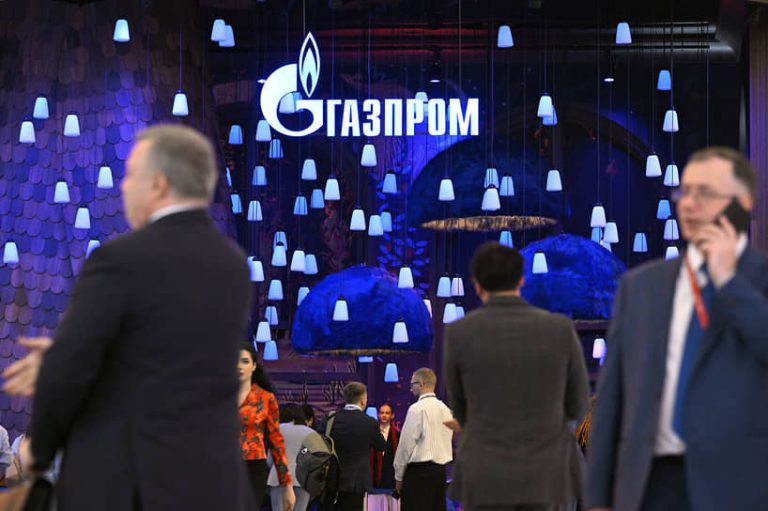 Стоимость акций «Газпрома» опустилась ниже 90 руб. впервые с 2008 года